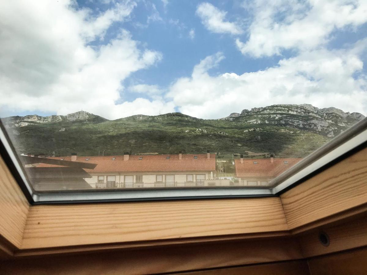 サマニエゴ La Casona De Alutiz & Bodegaゲストハウス エクステリア 写真
