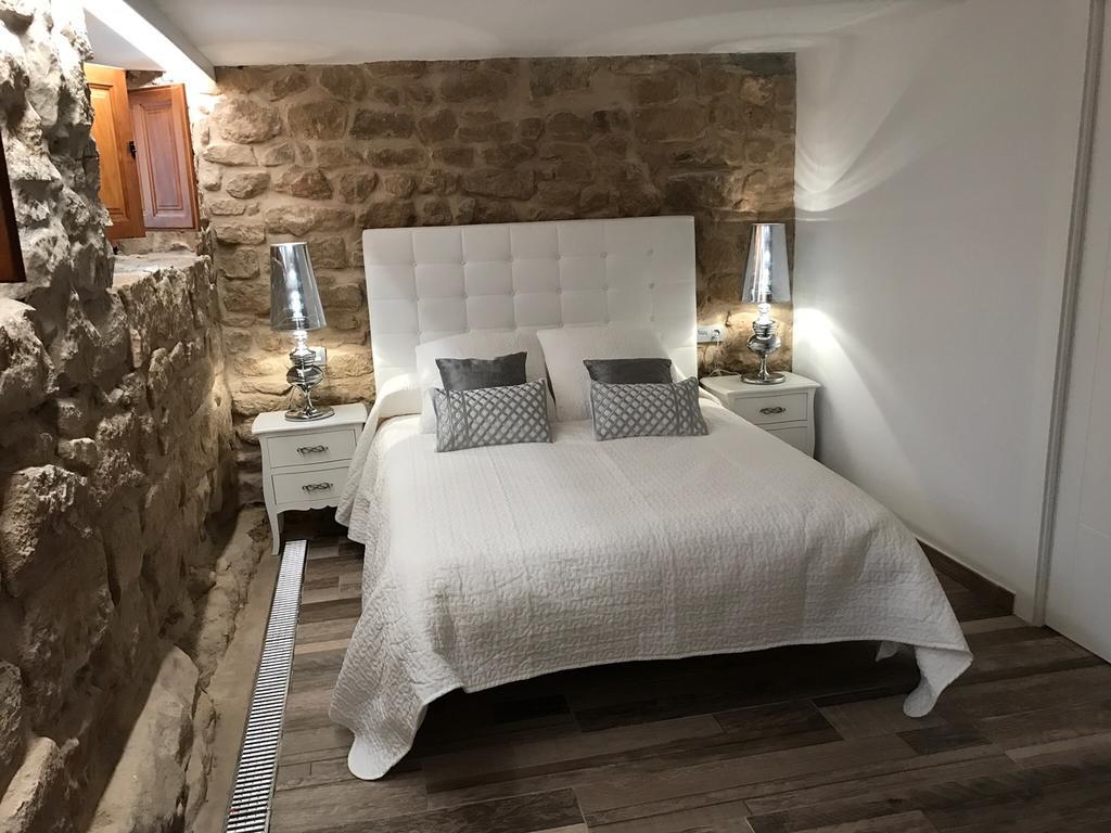サマニエゴ La Casona De Alutiz & Bodegaゲストハウス エクステリア 写真